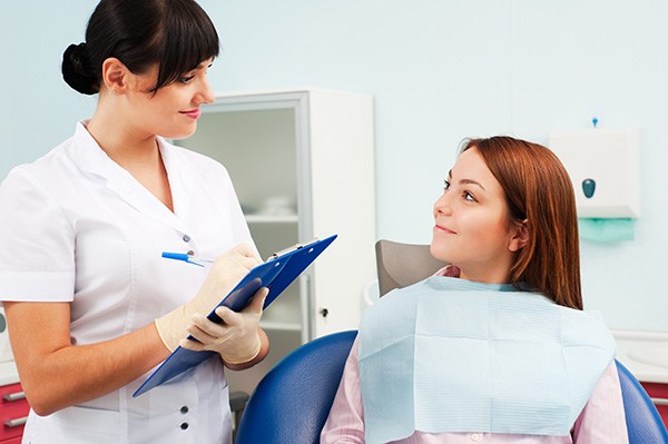 The Pros And Cons Of Cosmetic Dentistry
